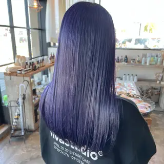 セミロング カラー 岸下 理緒のヘアスタイル
