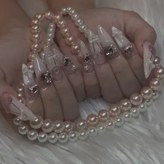 ネイル ネイルラボ Eclat ふたばのネイルデザイン