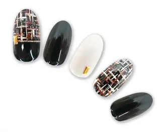 ネイル プラスネイル 池袋西口店のネイルデザイン