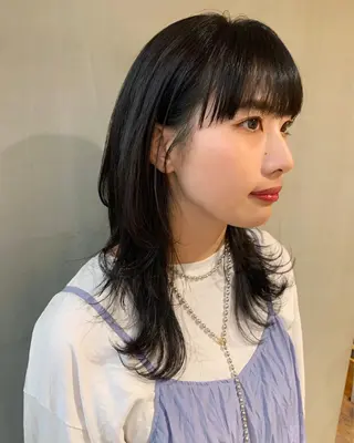 セミロング カラー パーマ ヘアアレンジ メンズ キッズ ネイル マツエク・マツパ アイブロウ ウルフレイヤーカット /チヒロのヘアスタイル