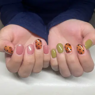 ネイル IROHA NAIL Kurumi🪽🫧のネイルデザイン