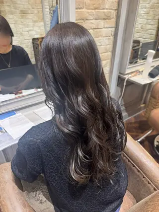 ロング カラー Y U K Iのヘアスタイル