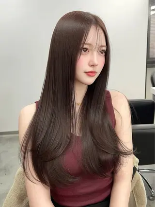 ロング カラー 西 優衣奈のヘアスタイル