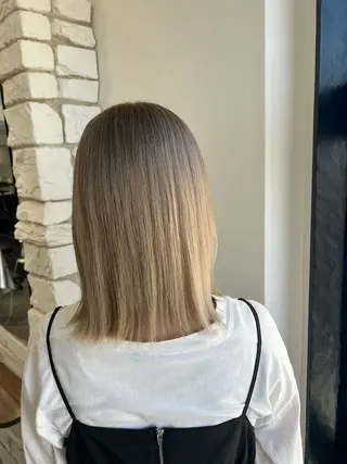 ミディアム ヘアーメイクlucia所属・KEN ZOのヘアスタイル