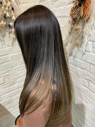 ロング カラー 伊藤 早人のヘアスタイル