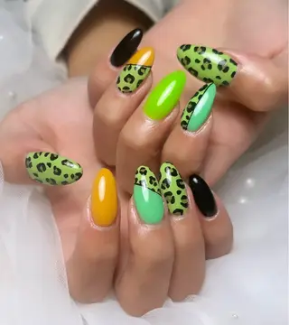 ロング 賀城 美幸のネイルデザイン