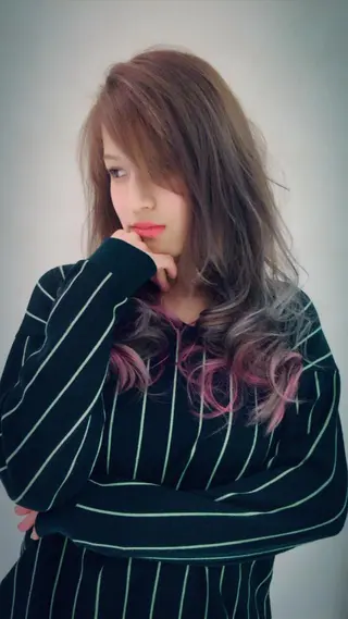 セミロング ロング カラー 北川大輔🌟 小顔レイヤーカットのヘアスタイル