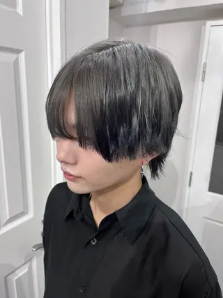 ショート カラー メンズ ♱地雷カラー♱ウルフ ♱ 藍衣 ♱のヘアスタイル