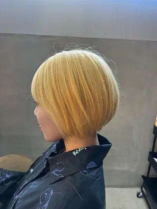 ショート カラー 縮毛矯正/髪質改善/ ハイトーン/Makoのヘアスタイル