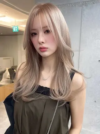 セミロング カラー 🌈村松滉太髪質改善 レイヤーカット🌈のヘアスタイル