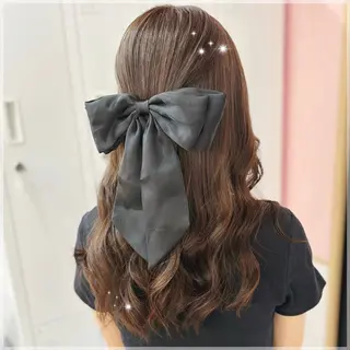 ロング カラー ヘアアレンジ 甘ふわgirly🎀 ハイトーン🤍Ramのヘアスタイル