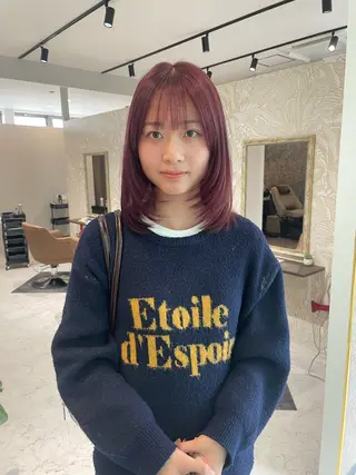 ミディアム カラー moe🥣ﾚｲﾔｰ ｶｯﾄ/透明感ｶﾗｰのヘアスタイル