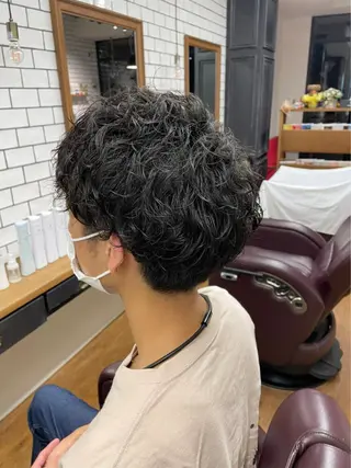 パーマ メンズ 山﨑 優貴のヘアスタイル