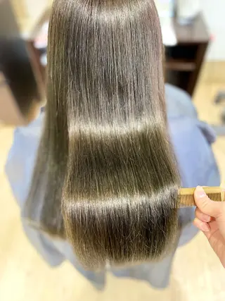 ロング 太田 未来のヘアスタイル