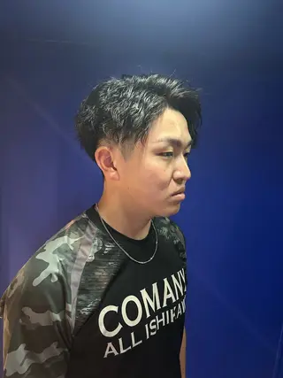 ショート パーマ メンズ 佐々木 大地のヘアスタイル