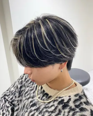 カラー メンズ 高崎 堅心のヘアスタイル