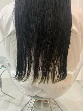 セミロング 高橋 亜紀のヘアスタイル
