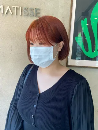 ショート カラー パーマ ヘアアレンジ メンズ キッズ ネイル マツエク・マツパ 韓国🇰🇷レイヤー カットオリーブカラーのヘアスタイル