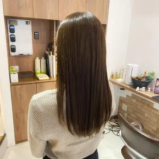 ロング カラー 髪質改善特化 安東駿介のヘアスタイル