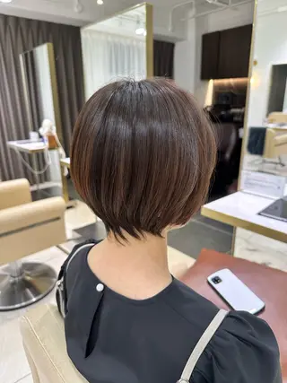 ショート レイヤー/ショート/ 山見陽のヘアスタイル