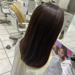 ロング カラー 渡邊 唯のヘアスタイル