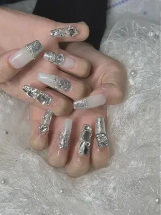 ネイル 佐藤 希子のネイルデザイン