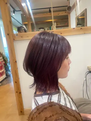 ミディアム 山口 里莉のヘアスタイル