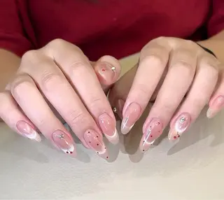セミロング Mi raのネイルデザイン