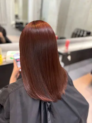 ミディアム カラー タク エルのヘアスタイル
