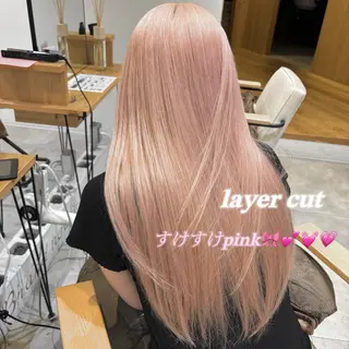 ロング カラー 肌に馴染むハイトーン /ミルクティーカラーのヘアスタイル