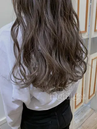 ロング カラー ぱつっとボブ/ 小野あかねのヘアスタイル