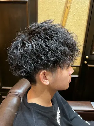 パーマ メンズ バーバーショップ大宮店所属・小磯 優太のヘアスタイル