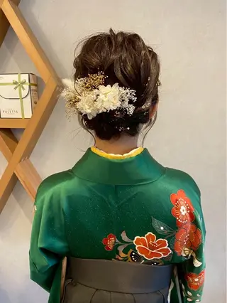 ヘアアレンジ ELLE&SALLY 石野のヘアスタイル