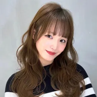 セミロング ハイトーン/水素 honoka🌺のヘアスタイル