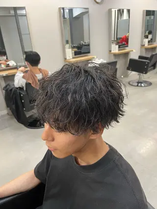 ショート カマタ ハルキのヘアスタイル