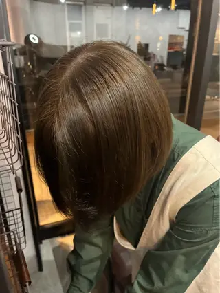 ミディアム カラー ハイトーン/福井 🦖/服部じんのヘアスタイル