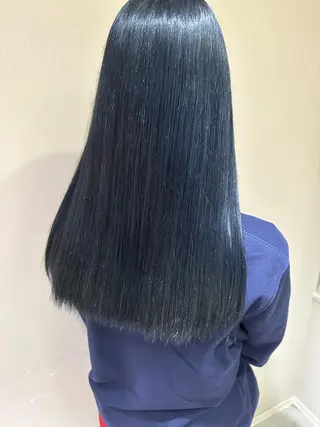 ロング カラー 平尾 樹里のヘアスタイル