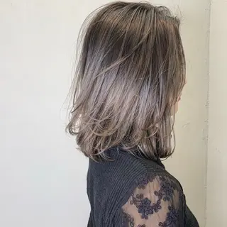 ミディアム カラー YUSUKE レイヤーカットカラーのヘアスタイル