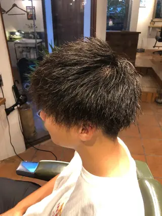 ショート パーマ メンズ 冨士川 英樹のヘアスタイル