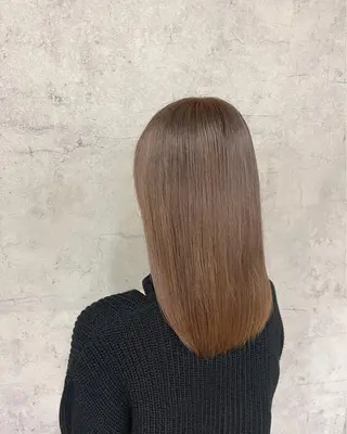 セミロング カラー 唐澤 千尋のヘアスタイル