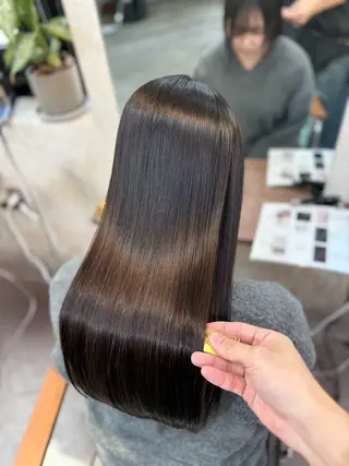 ロング 若命燿史／レイヤー 縮毛矯正/髪質改善のヘアスタイル