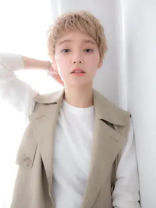 ショート カラー レイヤーカット✂️ 横浜No1♡下鳥翔子のヘアスタイル