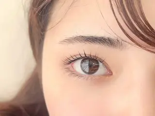 マツエク・マツパ Honey&Miel 🩶🎀AYANAのマツエク・マツパデザイン