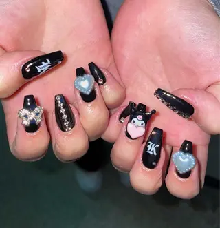 ネイル VENUS BELT AYAKAのネイルデザイン