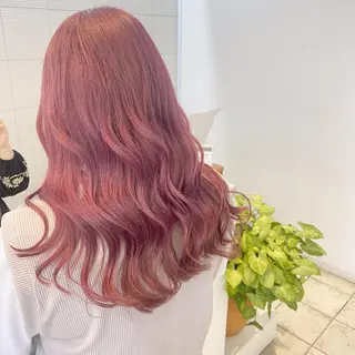 ロング カラー 渡邊 唯のヘアスタイル
