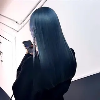 ロング カラー YUIKA☆髪質改善 小顔カット艶カラーのヘアスタイル