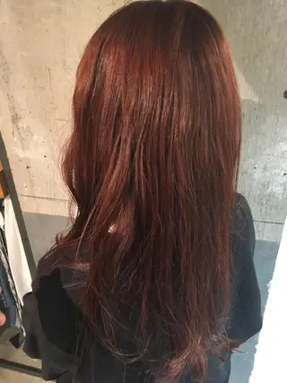 ロング 京谷 宥のヘアスタイル