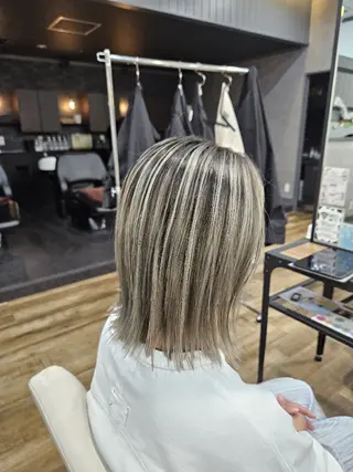 ミディアム 山田 一輝のヘアスタイル