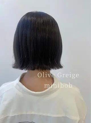 ショート カラー 小顔レイヤー/ ベージュ🤍Rieのヘアスタイル