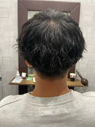 ショート パーマ メンズ カットパーマ✂️ 小坂田玲亜のヘアスタイル